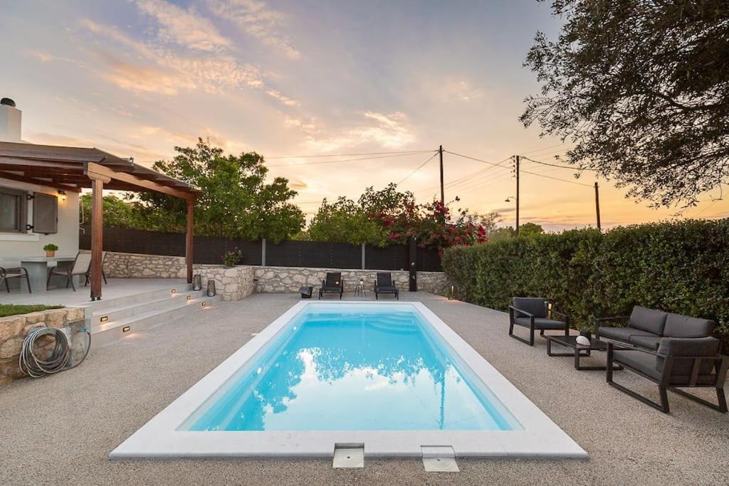 Van Louis Place Vathí Exterior foto